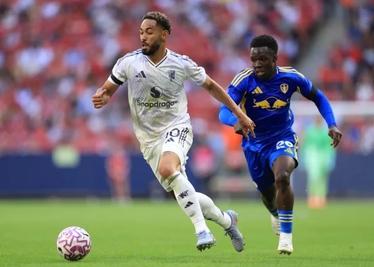 Leeds United vs Manchester United